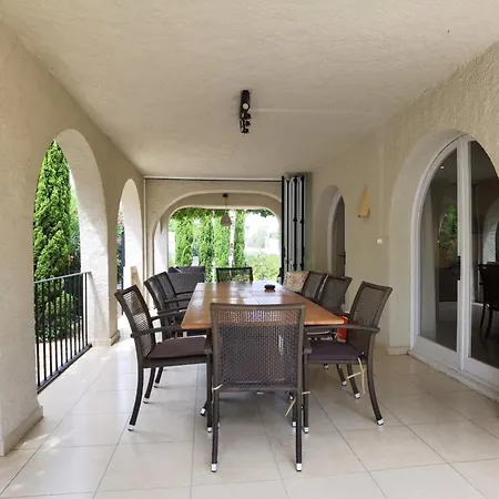 Leon Inmo Royal - 10500 Villa Empuriabrava