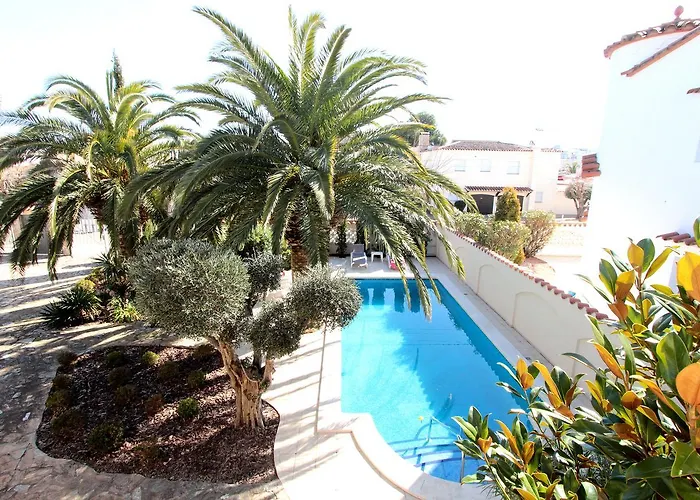 ヴィラ Leon Inmo Royal - 10500