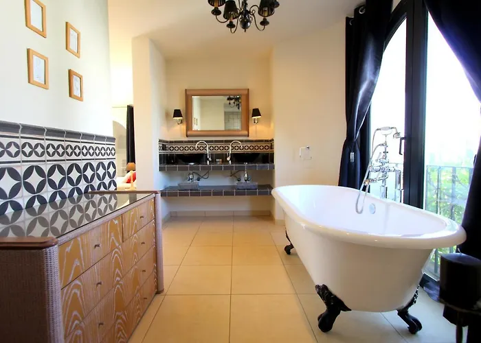 ヴィラ Leon Inmo Royal - 10500