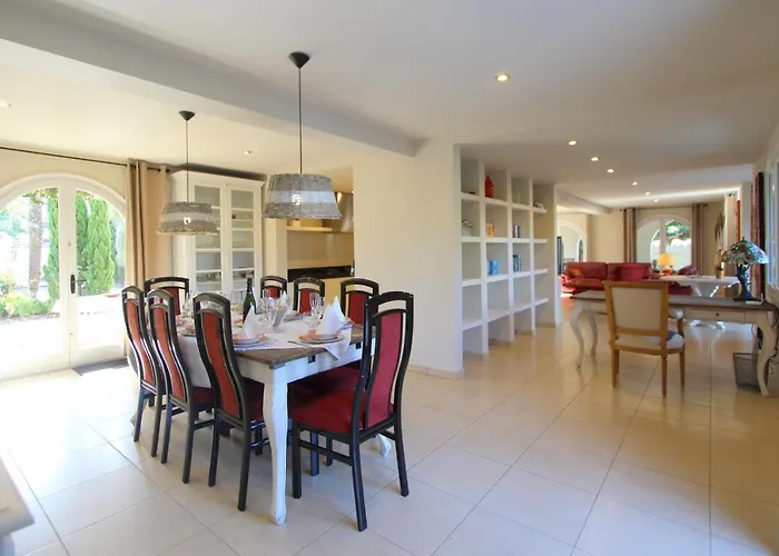 ヴィラ Leon Inmo Royal - 10500 *